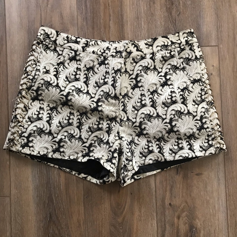 Paisley Shorts with gold beading - New - Large